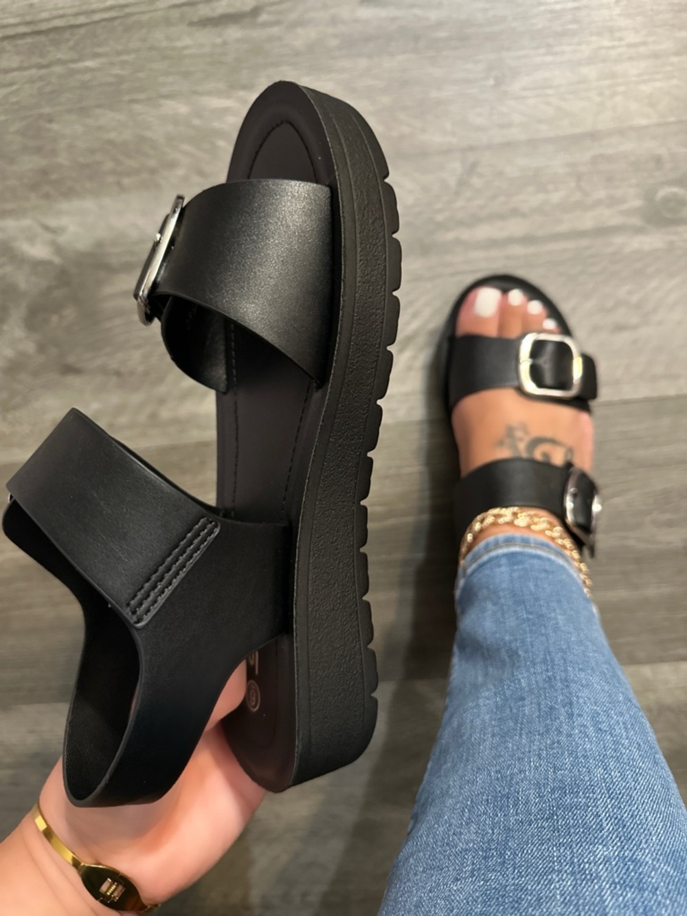 New! Chic Black Adjustable Double Buckle Platform Sandals - Picture 3 of 8